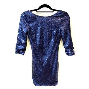 NWOT Tobi sequin navy mini dress🍾🎉